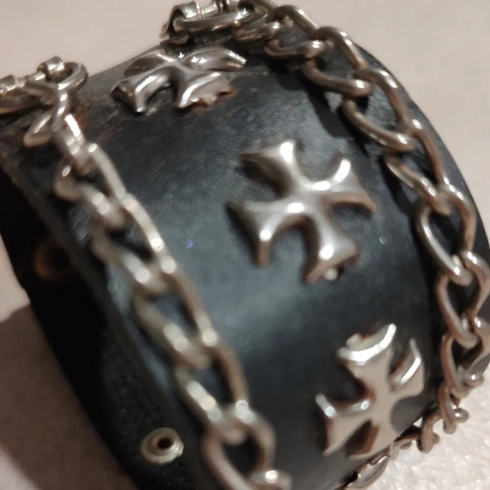 Custom black Leather snap Wrist Cuff chains Handmade USA.Chain Bracelet Is 8 In